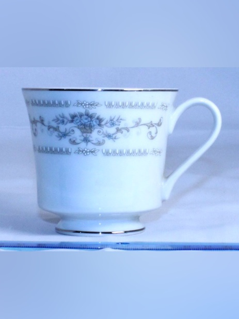 Elegant High Quality WADE Fine Porcelain China of Japan “Diane” Tea Cup set of 6